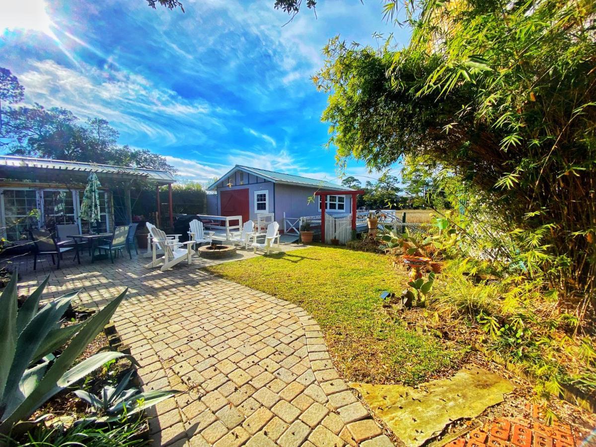 Creekside Paradise *